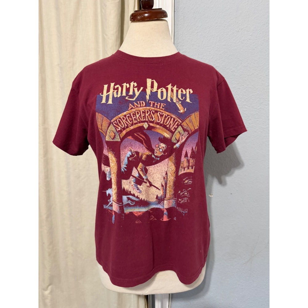Harry Potter Sorcerers Stone Graphic T-Shirt Large Women Burgundy Mad Engine